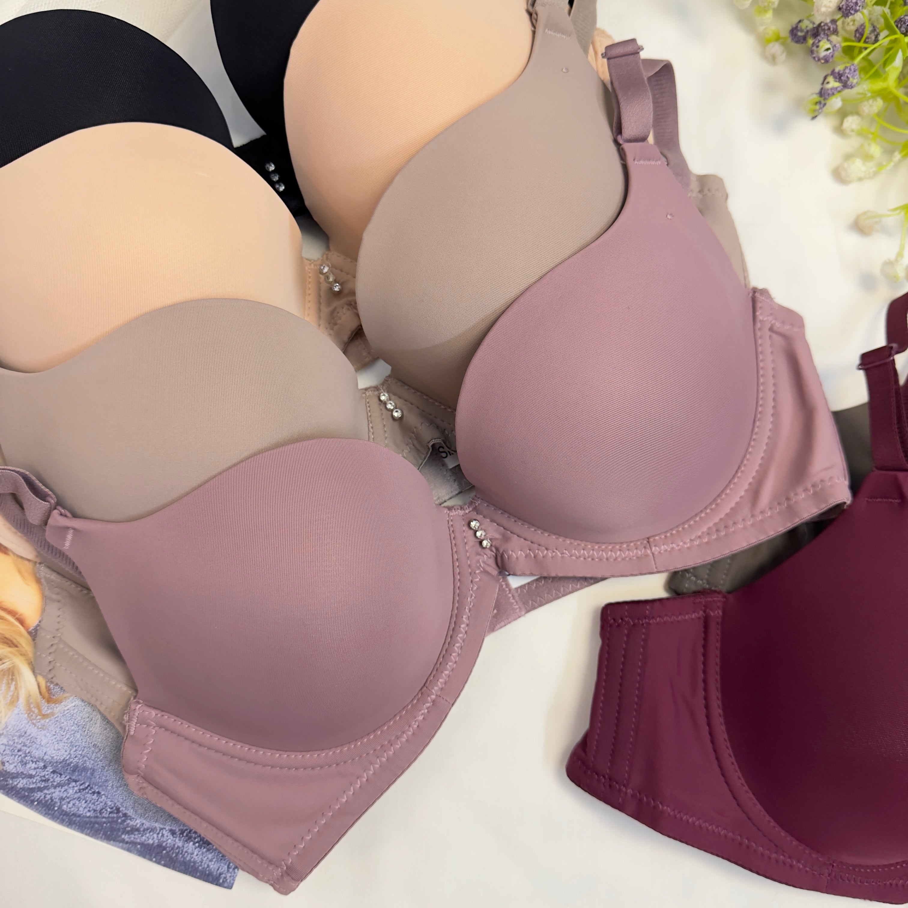 Push-Up Bras