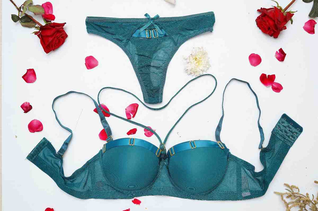 Feminique Strappy Ring Pushup Bra Panty Set