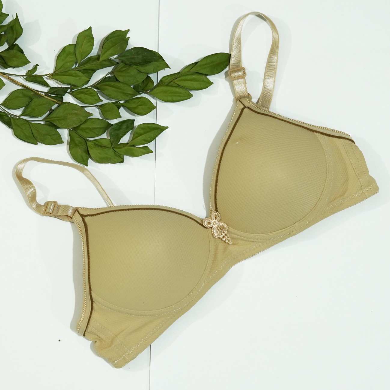 Dotted Comfy Soft Padded Bra